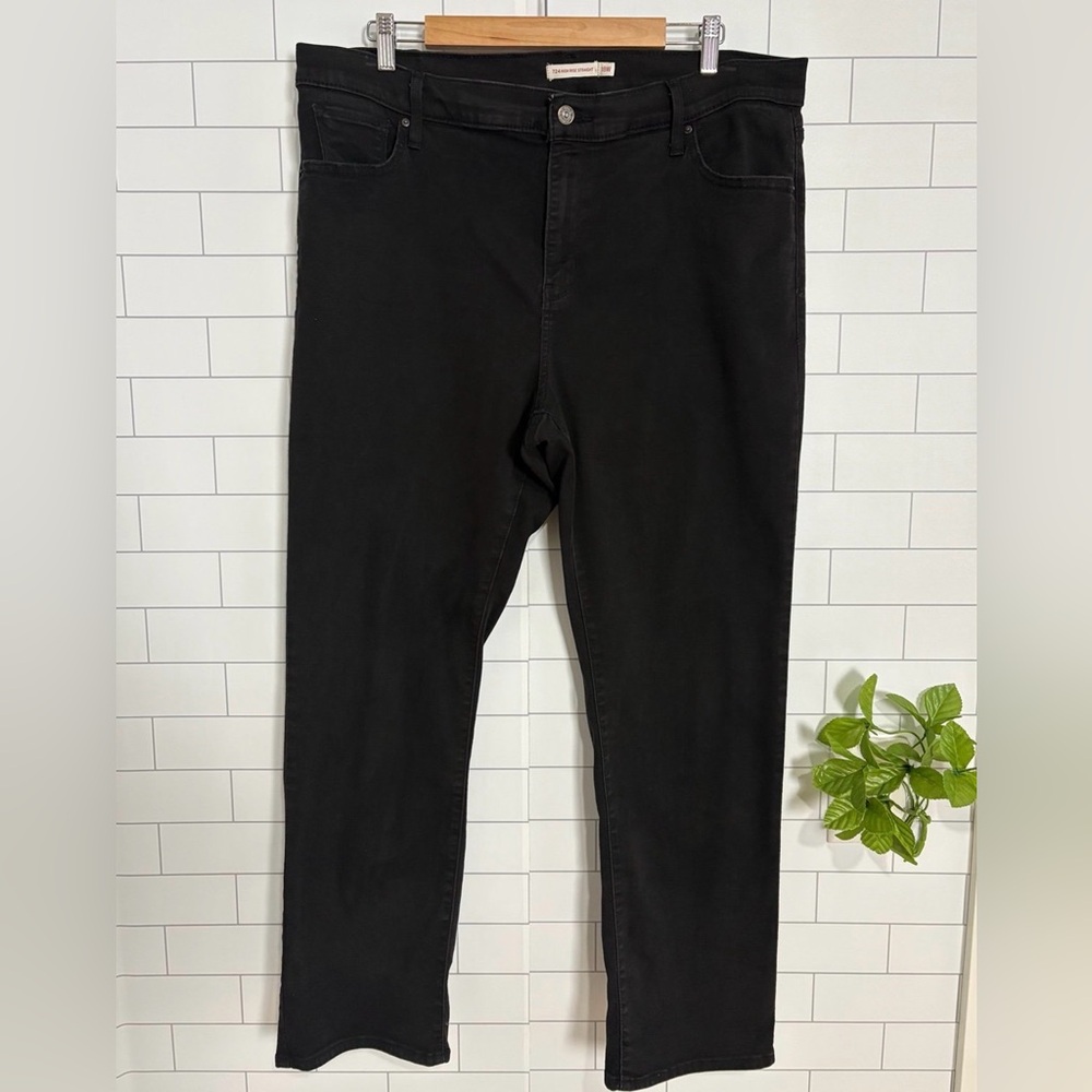 Levi's 724 High Rise Straight Jeans Size 18W Medium Black Wash Stretch Denim
